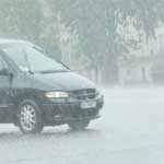 Bizerte : Des pluies torrentielles qui inondent les rues et bloquent l’accès aux lycées et commerces 