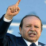Bouteflika s’inquiète, anticipe la crise et tente de l’éviter … 