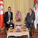 Bouteflika signe un décret portant ratification du protocole financier entre l'Algérie et la Tunisie