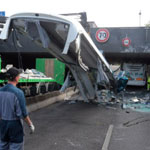 Un bus touristique s’encastre dans un tunnel en France: 15 blessés dont 2 graves