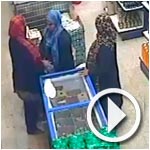 En vidéo : 3 femmes se font prendre en flagrant délit de vol par des caméras de surveillance