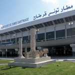 صورة اليوم: « بيرة »ببهو مطار تونس قرطاج الدولي تثير الجدل