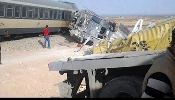 Une collision entre un train et une voiture fait un mort à Gabès 