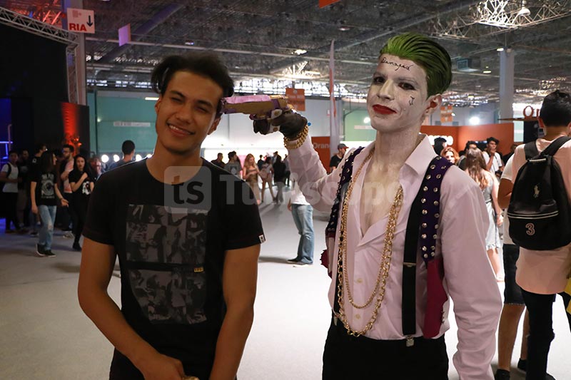 comiccon-day1-cos-060718-017.jpg