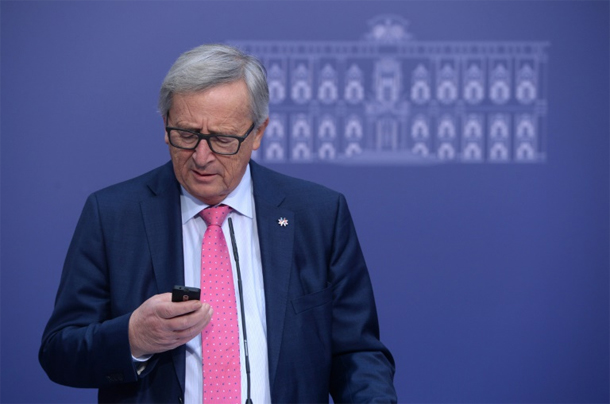 Le président de la Commission européenne Jean-Claude Juncker : ''Je n'ai toujours pas de smartphone…