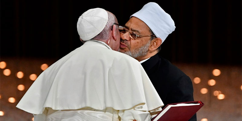 Le pape et l'imam d'Al-Azhar appellent à la fraternité et à la liberté de croyance 