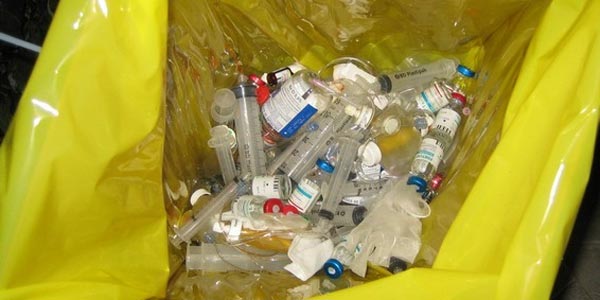 Déchets d'activités sanitaires : 16 mille tonnes jetées anarchiquement chaque année, un danger de santé publique