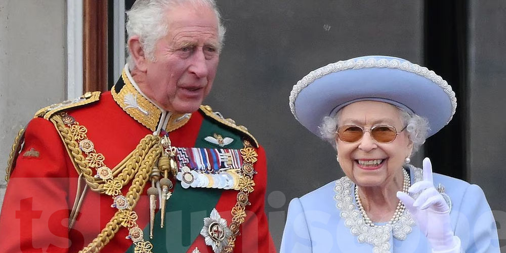Charles III rend hommage à Elizabeth II, un an après sa mort