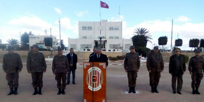 Le Ministre de la défense en visite d’inspection à la base militaire de Sbeïtla