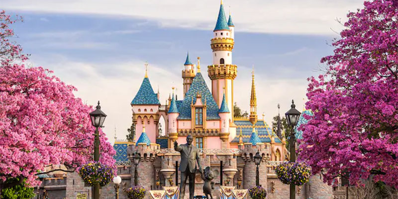 Mouvement de panique à Disneyland Paris suite à une rumeur d’attaque