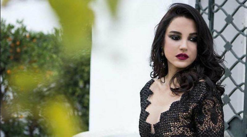 بالصور: درة تخطف الأنظار بإطلالتها المثيرة باللون البنفسجي في حفلة نايل سينما