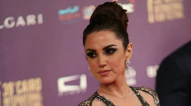 En photos : Dorra Zarrouk sublime dans sa robe signée Hany El Behairy au Festival International du Film du Caire