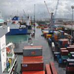 أعوان الديوانة يهدّدون بغلق ميناء رادس