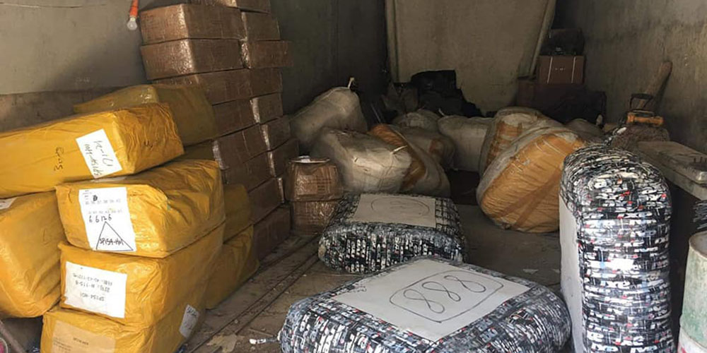 En photos : 300 mille dinars de marchandises saisies par la douane