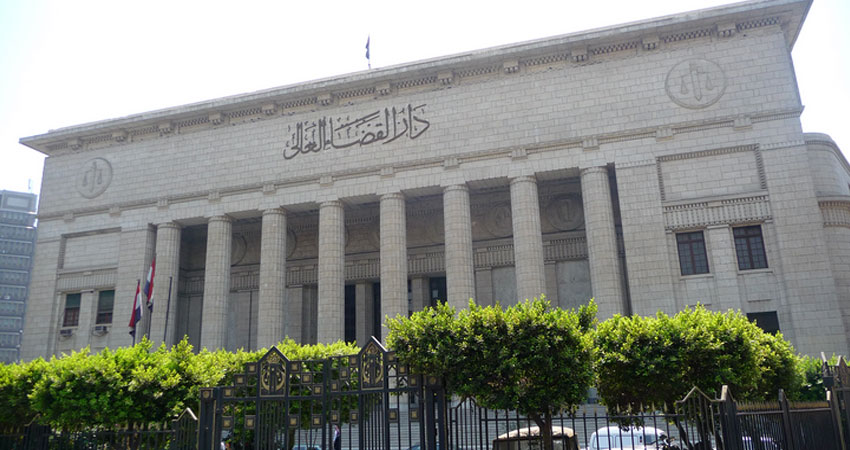 محاكمات جائرة وإعدامات جماعية في مصر