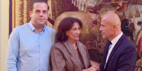 L’ambassadeur de France reçoit la maman de Nessim Ouad incarcéré pour un baiser