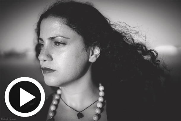 Ensan Dhif d’Emel Mathlouthi : classée meilleure nouvelle chanson par Pitchfork 