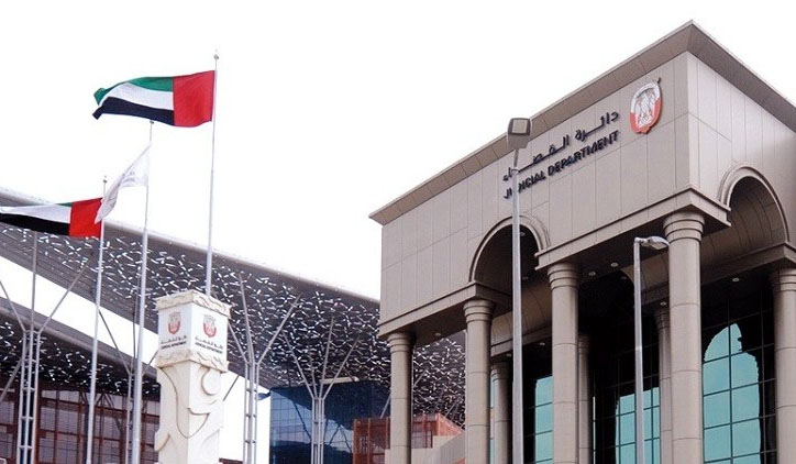 لأول مرة في الإمارات: متحولتان تسعيان للاعتراف بهما رجلين