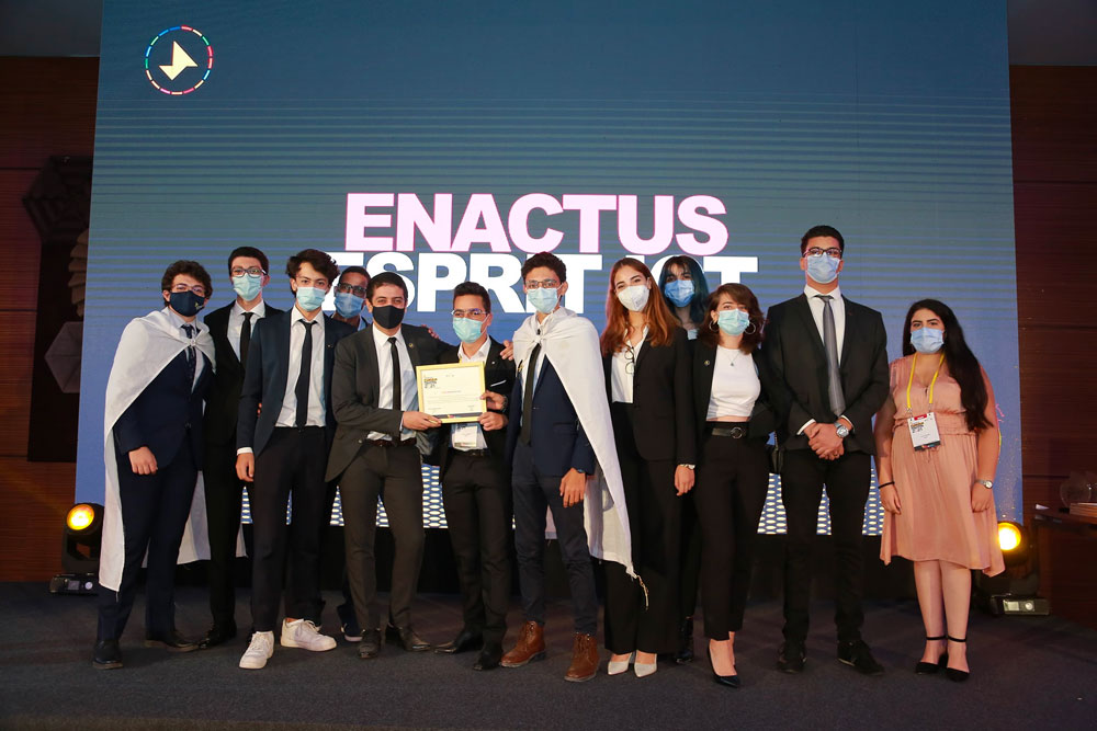 enactus-110921-12.jpg