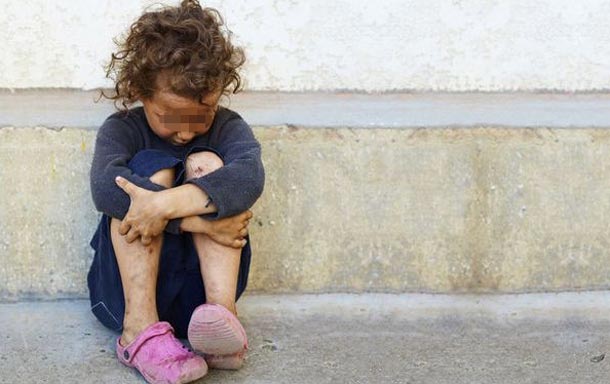 Enfants enfermés, fiançailles d’une fille de douze ans, suicides … Nos enfants sont-ils vraiment en danger ?