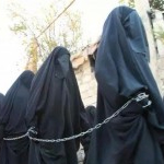 Marché aux esclaves sexuelles: une rescapée de Daech raconte