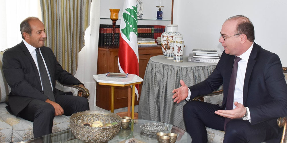 Fakhfakh présente ses condoléances au peuple libanais
