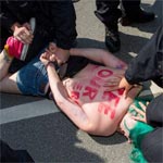 Affaire Femen : ARTICLE 19 revendique la révocation la décision de la Cour de Tunis