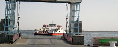 ferry-220312-1.jpg