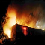 Trois agents de la protection civile blessés d’un grand incendie Sfax