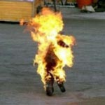 Ce n’est plus une première: Un jeune s’immole par le feu à Kairouan	