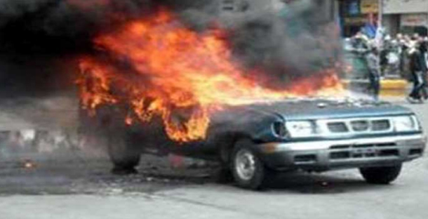 محتجون يحرقون 3 سيارات تابعة للحرس الوطني في قبلي