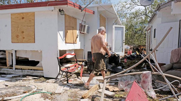 L'ouragan Irma fait 12 morts en Floride, Trump en visite jeudi