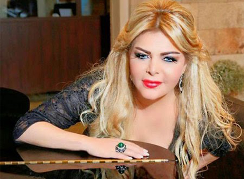 بالفيديو: فلة الجزائرية تنهار وتبكي معلنة اعتزالها الفن لهذا السبب 
