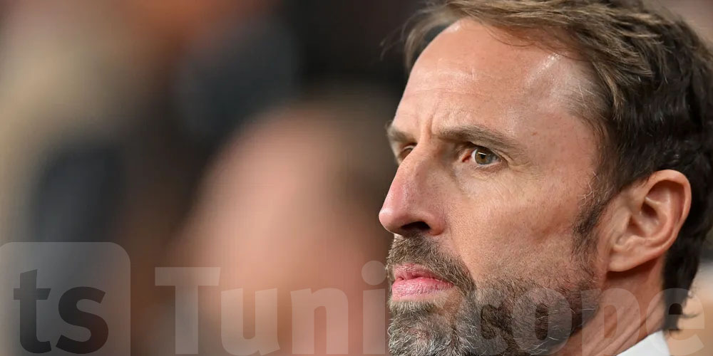استقالة مدرب منتخب إنجلترا