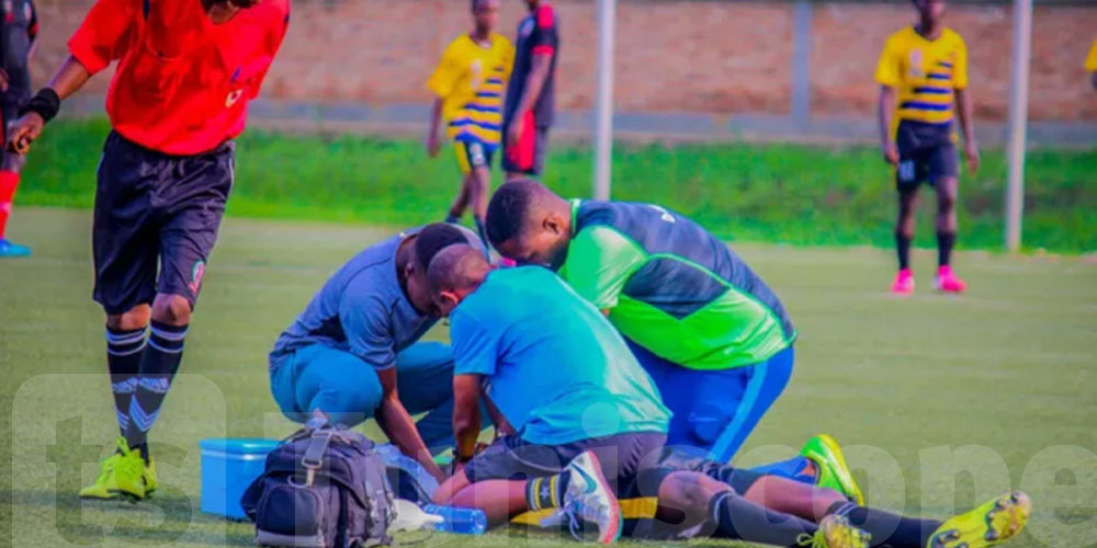 عاجل : وفاة لاعب كرة قدم وسط مباراة رسمية ...تفاصيل صادمة