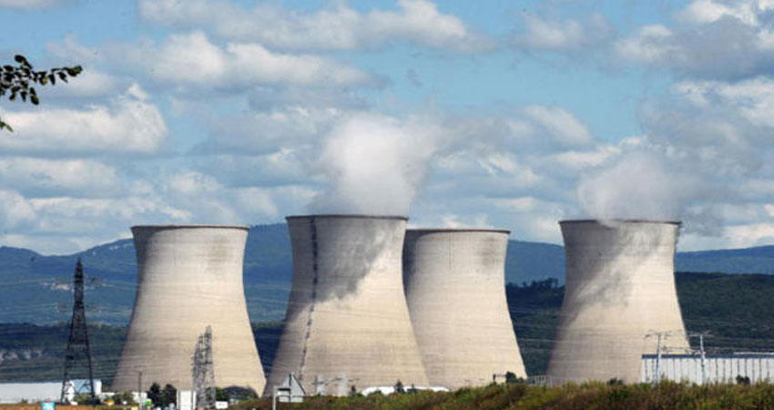 فرنسا تغلق 4 مفاعلات نووية بسبب موجة الحر