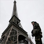 فرنسا: طائرات دون طيار تحلق لساعات فوق العاصمة باريس 