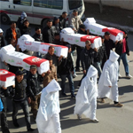 En photos : Funérailles des objectifs de la Révolution à Menzel Bouzayane 