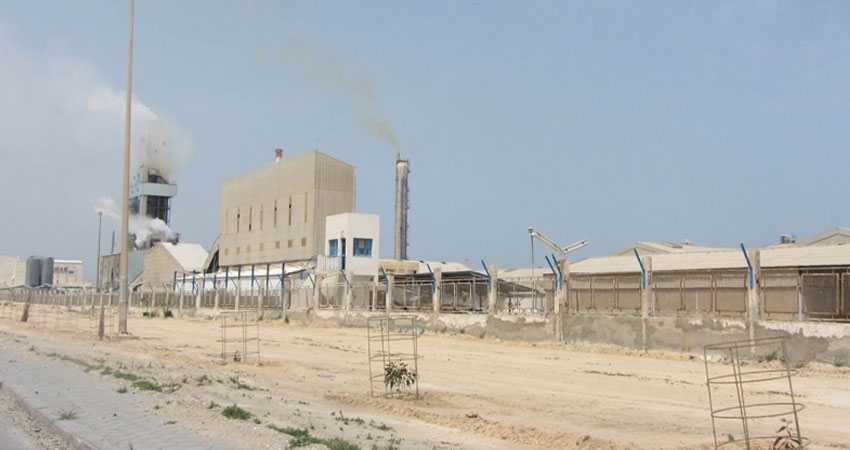 المجمع الكيميائي التونسي بقابس ينفي تسرب مادة ‘الامونيا ‘الى البحر
