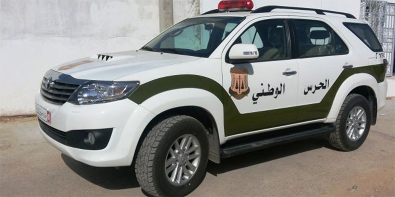 تالة: القبض على شخص بصدد اجتياز الحدود الجزائرية التّونسيّة خلسة