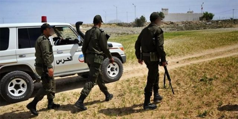 بن قردان:  ضبط 13 شخصا مجتازين للحدود الليبية التونسية خلسة