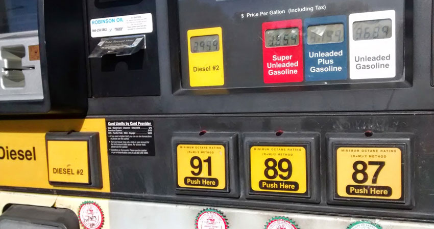 التونسيون و ‘الأمريكان’يشترون الوقود بذات السعر