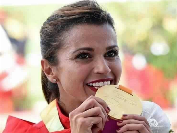 حبيبة الغريبي تفوز بميدالية ذهبية في البطولة العربية لألعاب القوى