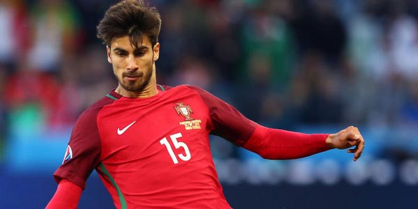 André Gomes débarque au Barça