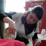 La marque Guinot en Tunisie, avec des soins de la tête aux pieds
