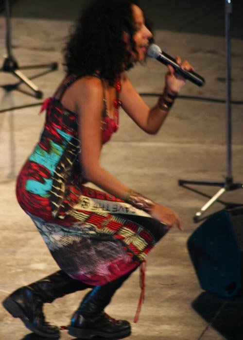 h-mamaafrika-230709-8.jpg