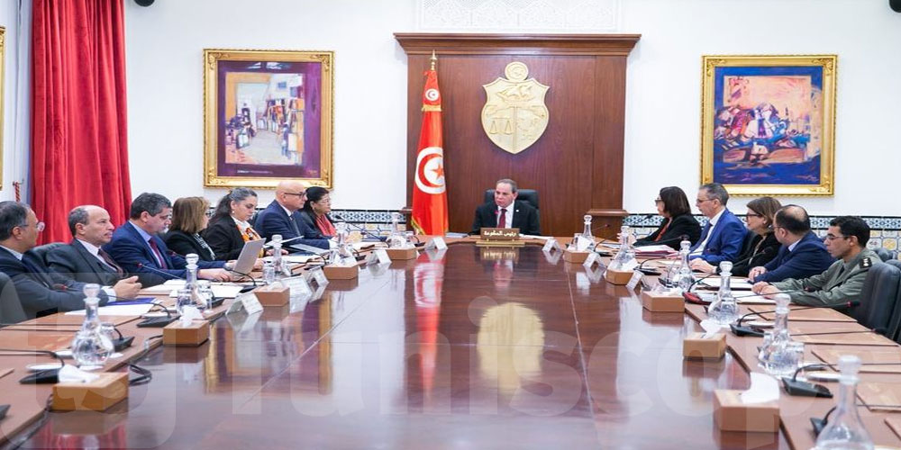 إجراءات جديدة للتسريع في إنجاز مشاريع لإنتاج الكهرباء من الطاقات المتجددة