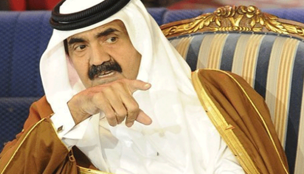 العاهل السعودي وأمير قطر يشاركان في القمة الخليجية بالكويت