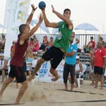 Tournoi de beach handball des premiers Jeux Méditerranéens de plage : la Tunisie va en finale 
