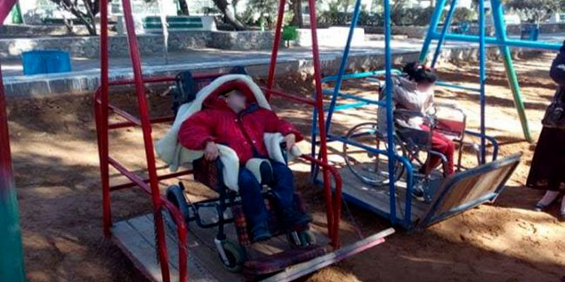 Des balançoires installées au parc de Sfax pour les enfants à mobilité réduite 